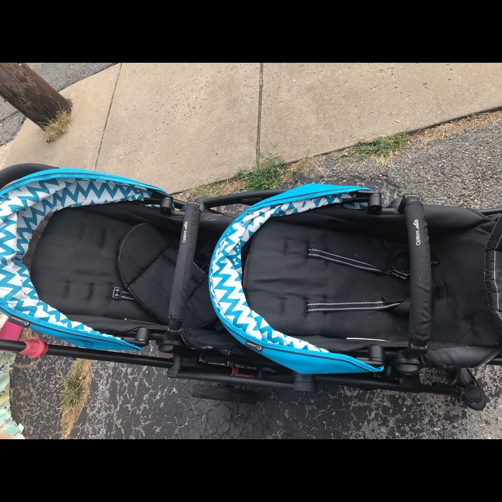 Contour’s Options Elite Dual Stroller - Picture 3 of 3